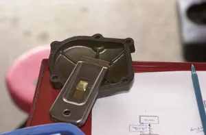 clean the old gasket off